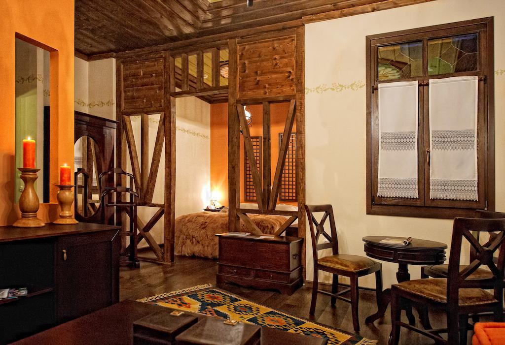 Orologopoulos Mansion Luxury Hotel Kastoria Chambre photo