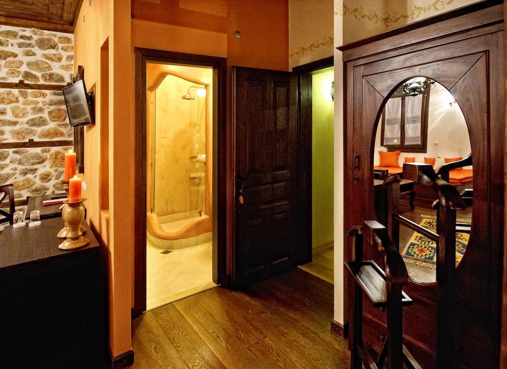 Orologopoulos Mansion Luxury Hotel Kastoria Chambre photo